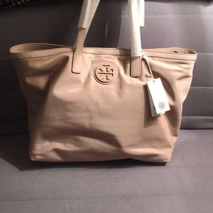 Tory Burch light oak purse